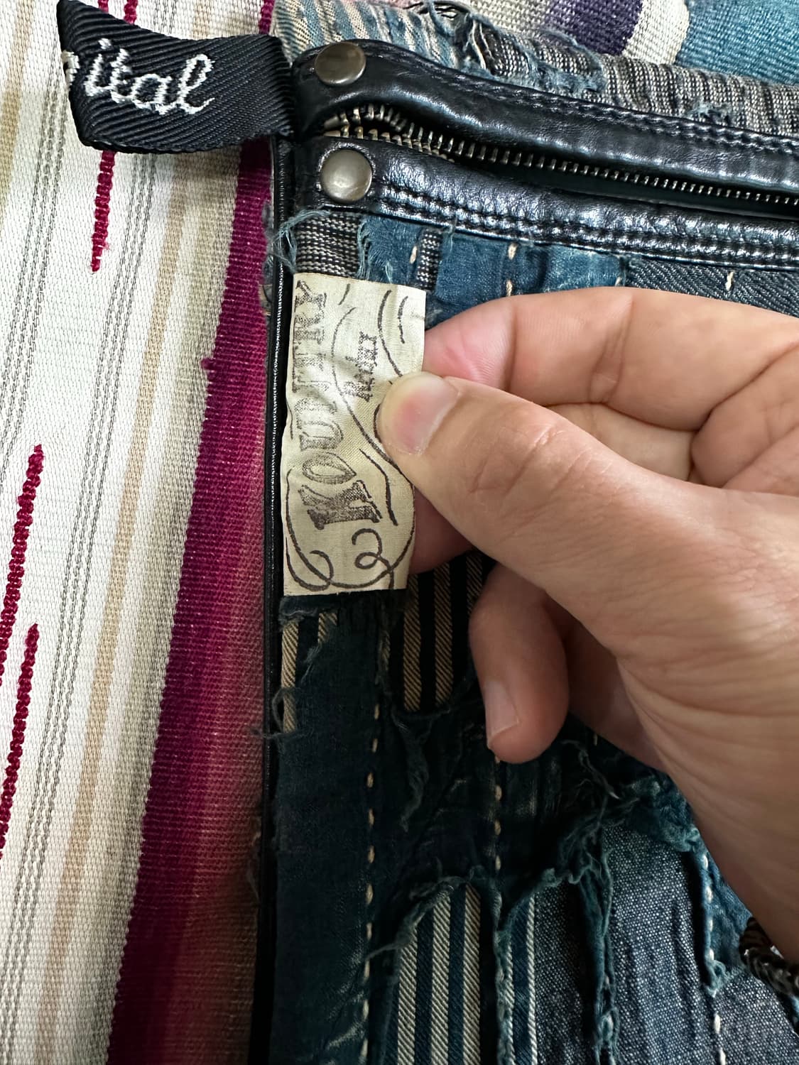 캐피탈 보로 클러치백  상품이미지3