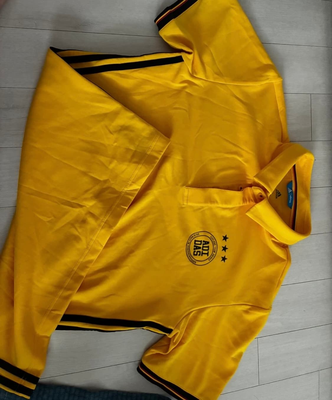 Adidas 반팔티 상품이미지3