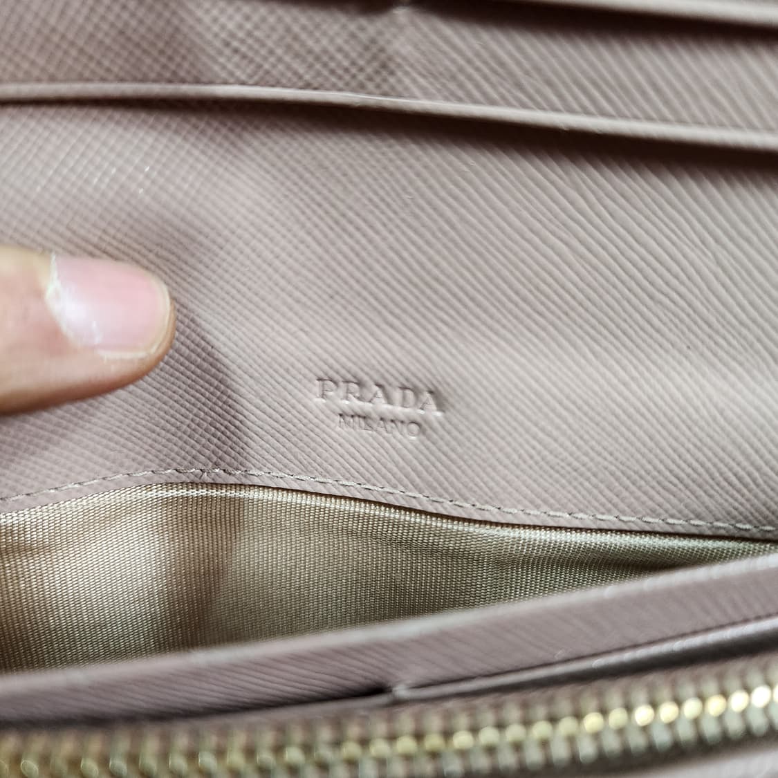 프라다 사피아노 장지갑 상품이미지7