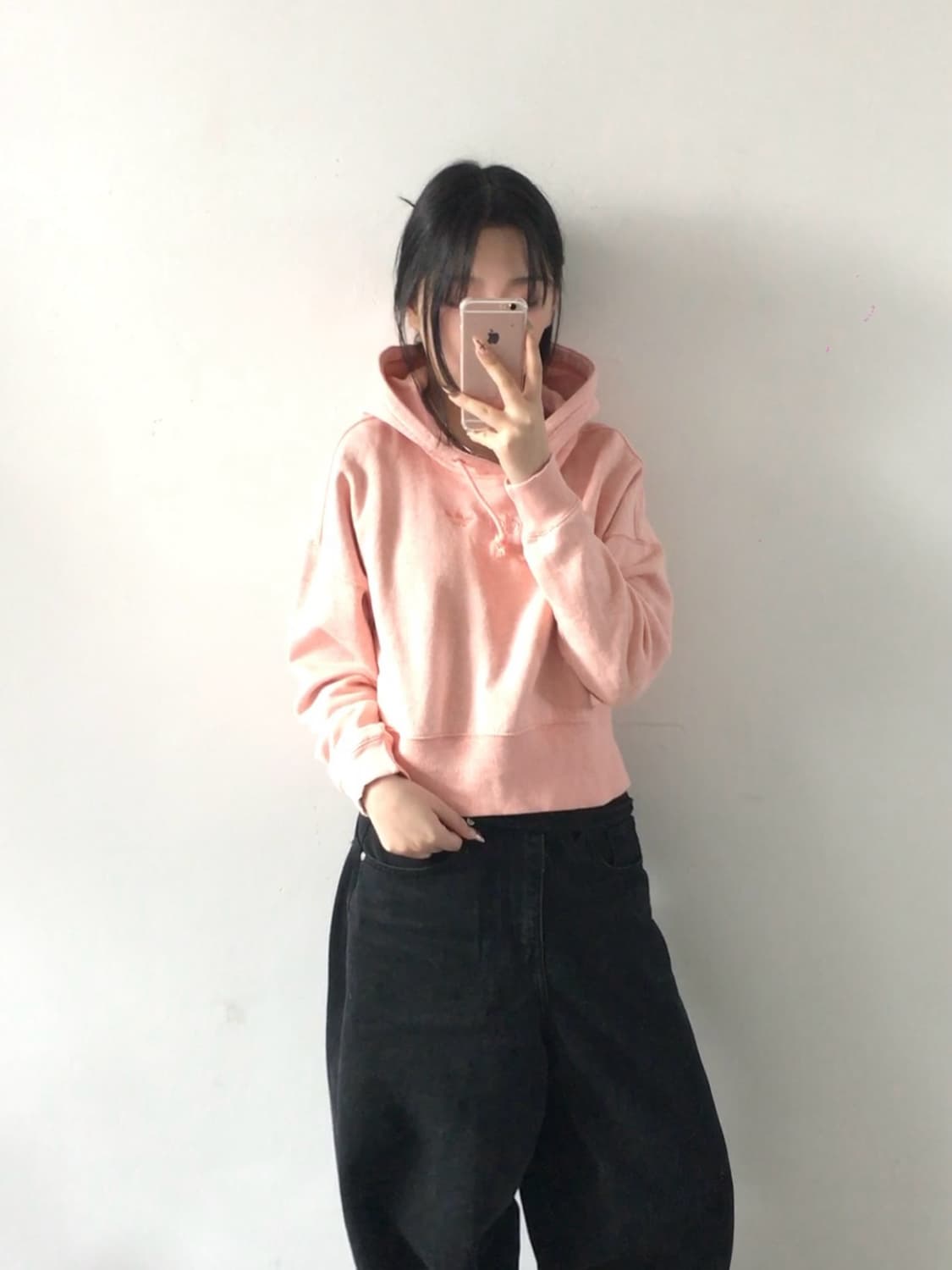 아디다스 자수 크롭 후드티 상품이미지2