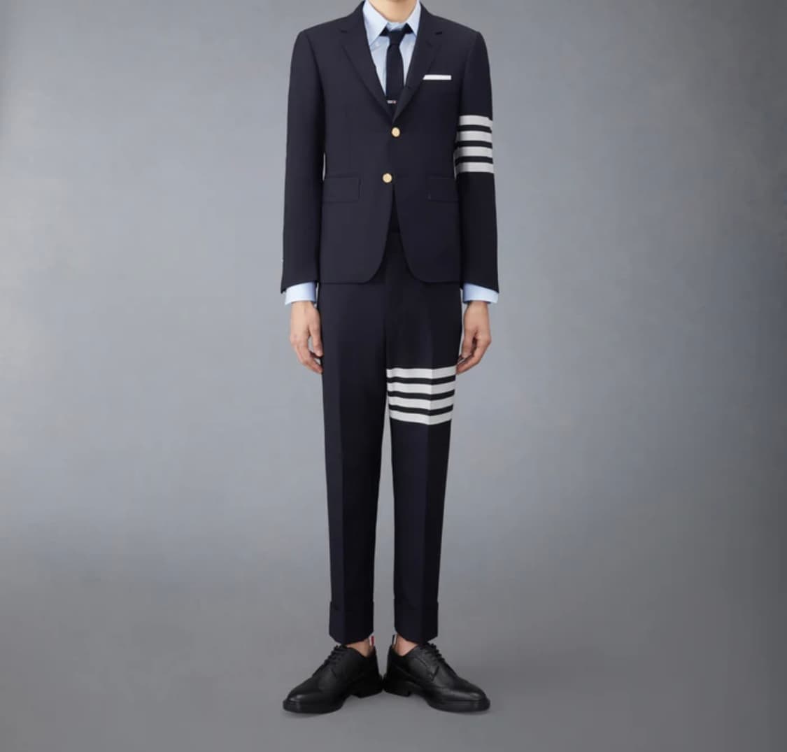 톰브라운 4선 수트 셋업 네이비 새상품 상품이미지1