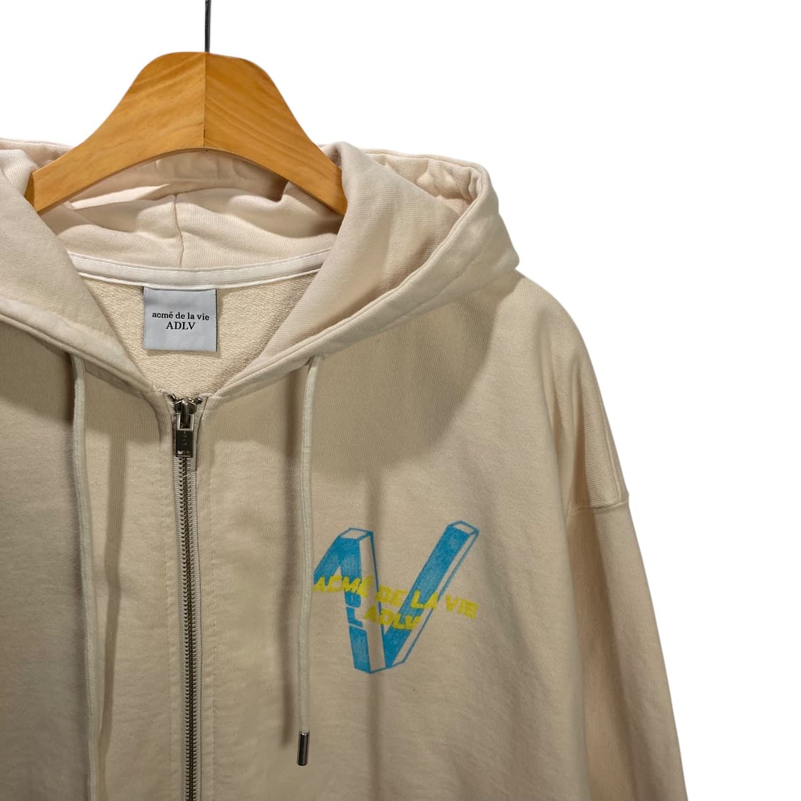 아크메드라비 아이보리 후드집업 상품이미지3