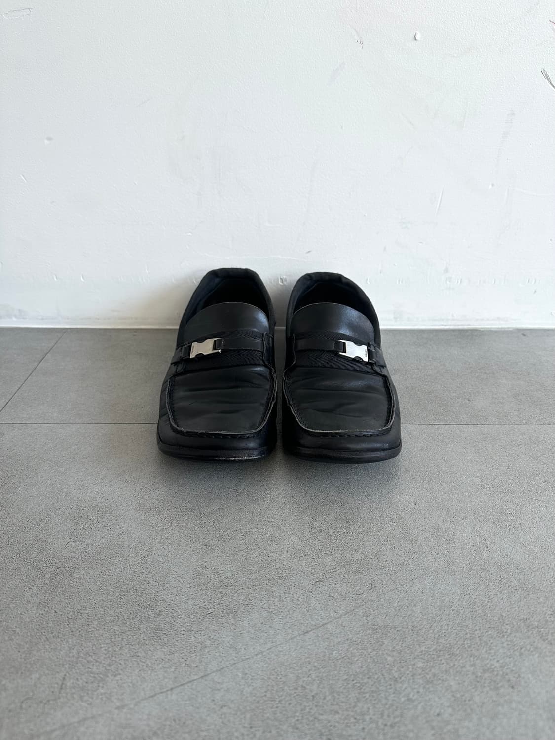 프라다 00s 아카이브 스퀘어토 버클 로퍼 상품이미지2