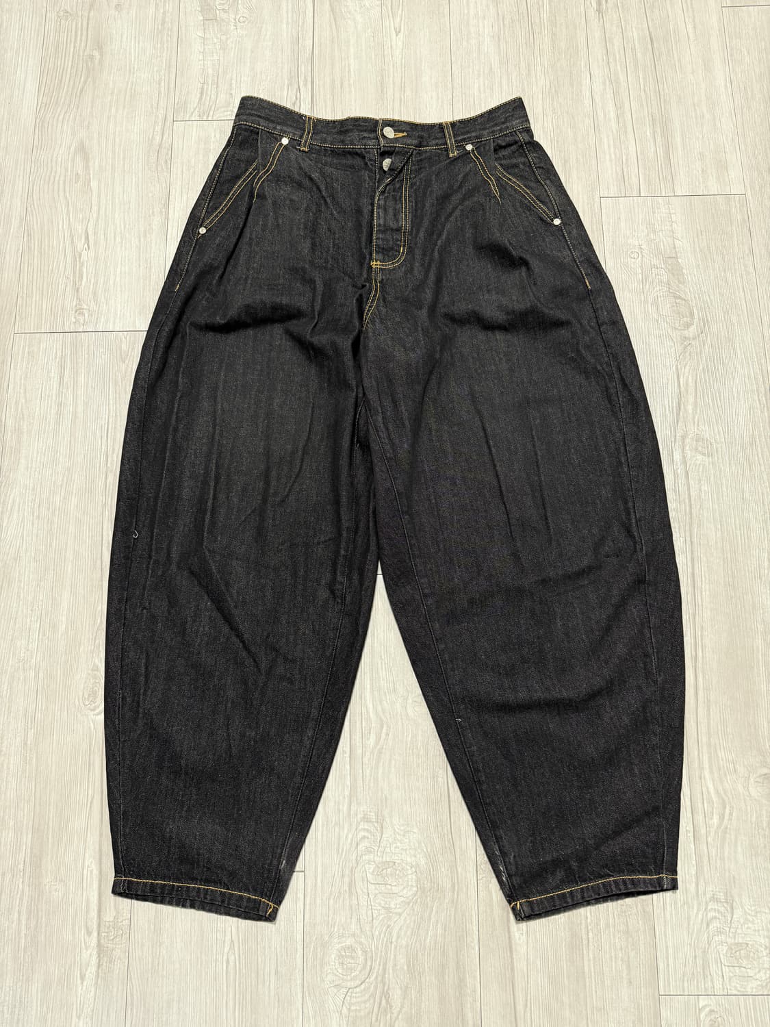 [A3] 아더에러 올란도 진 느와르 상품이미지1