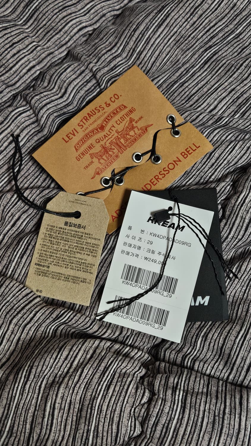 ADSB 앤더슨벨 X 리바이스 우먼 오버레이 진 틴티드 인디고 상품이미지9