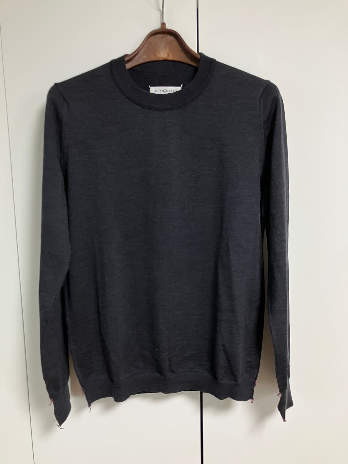 마르지엘라 니트 차콜 그레이 SI1HA0002 S17782 860F 상품이미지1