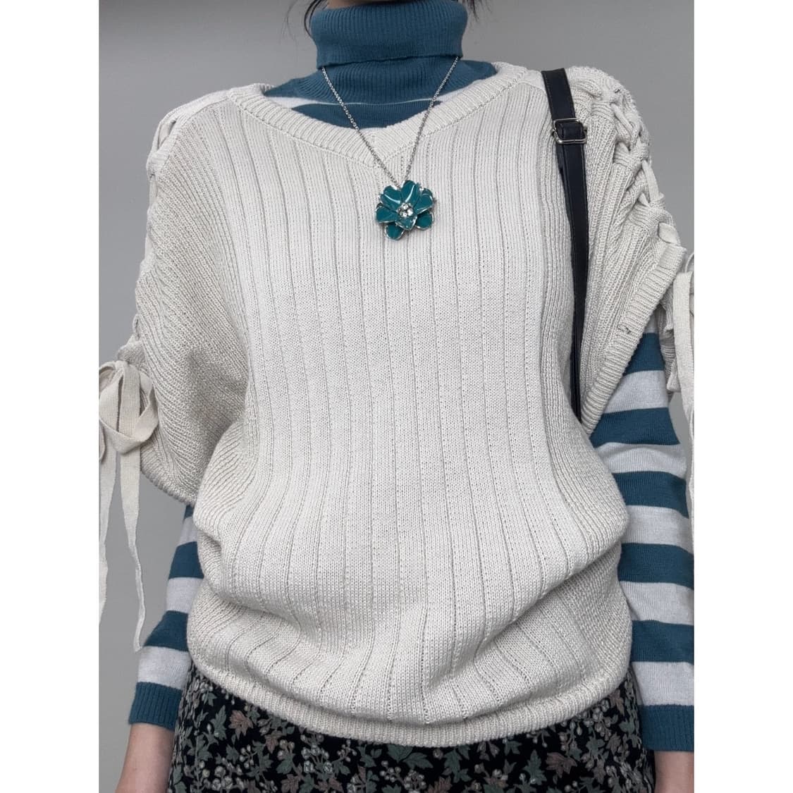 빈티지 베이지 하프 니트 상품이미지1