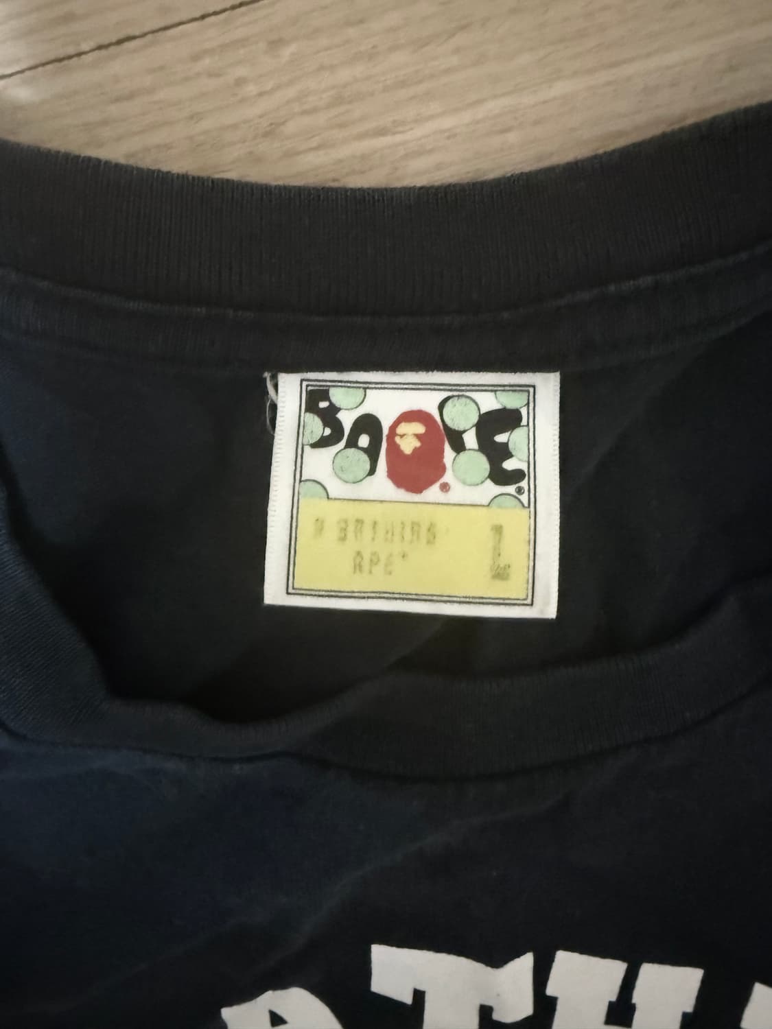 베이프 카모 반팔 L 사이즈 판매합니다 상품이미지2