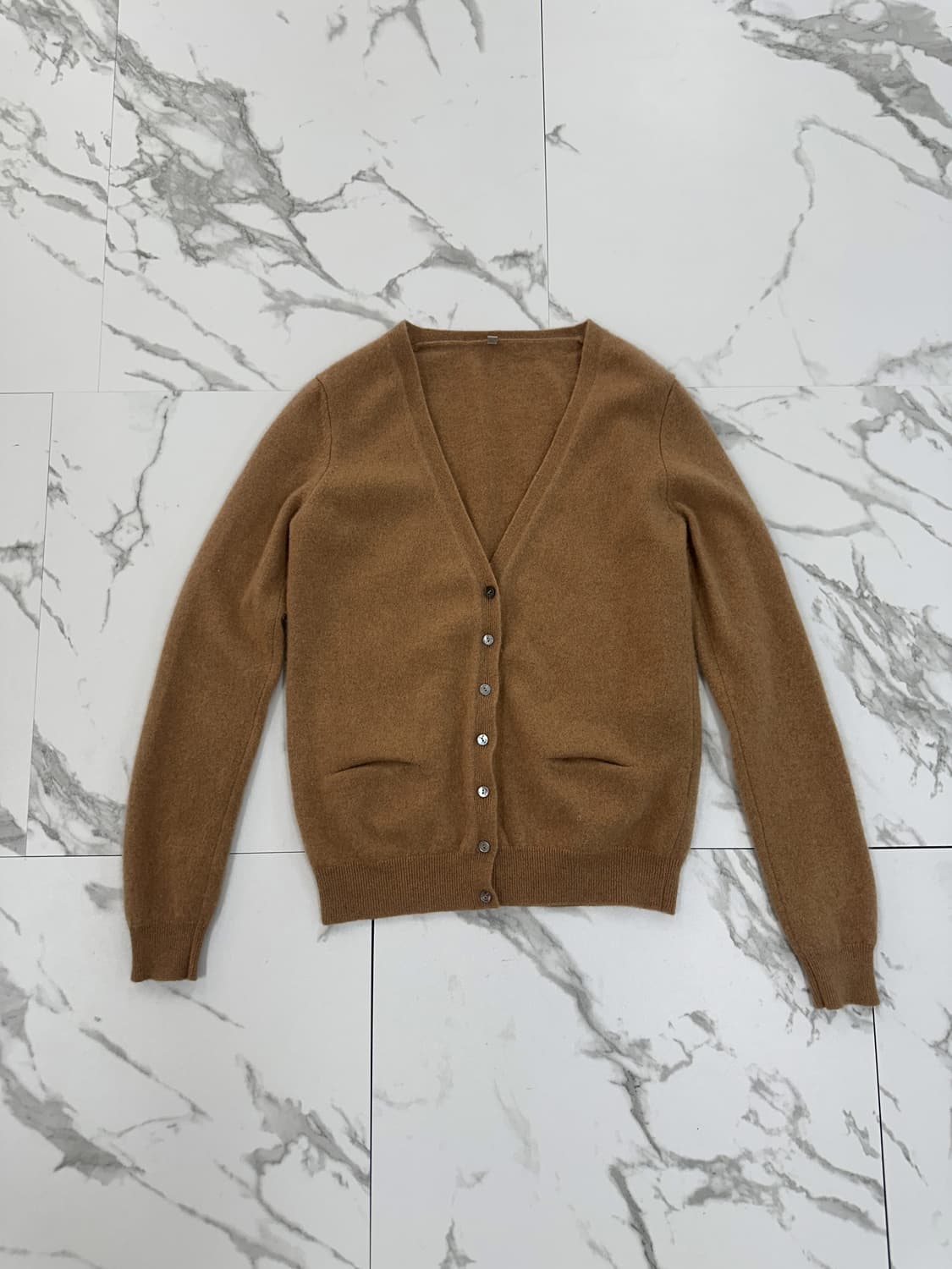 베네통 캐시미어 100% 가디건 상품이미지1