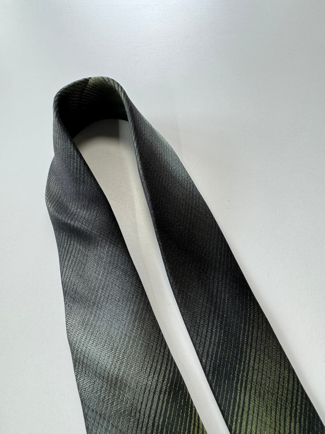 발렌티노 (Valentino) 명품 실크 넥타이 9.7cm 상품이미지7