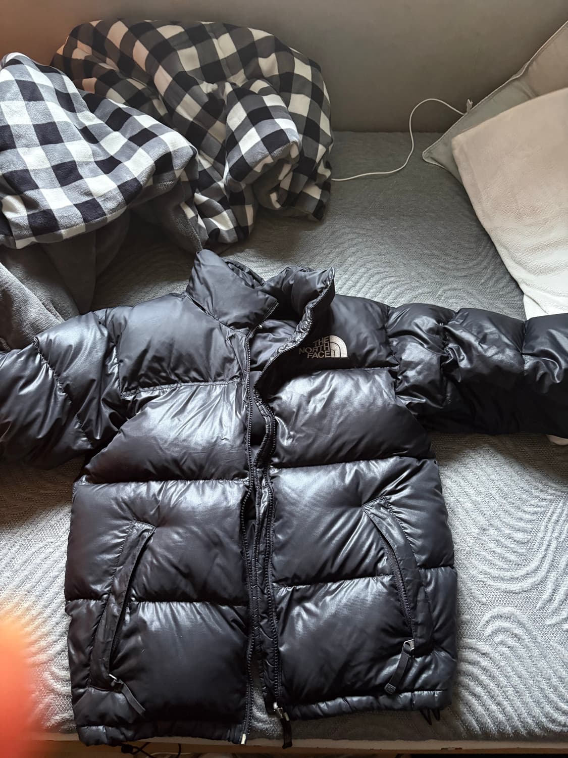 노스페이스 눕시 패딩 블랙 90  상품이미지1