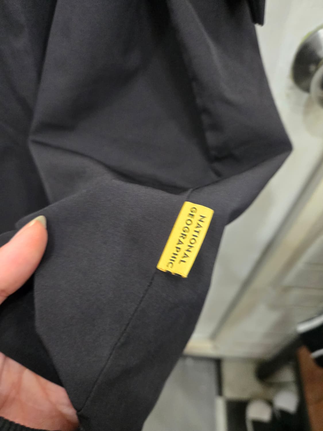 100,L )) 내셔널지오그래픽 반팔티셔츠! 점퍼 재질~ 상품이미지2