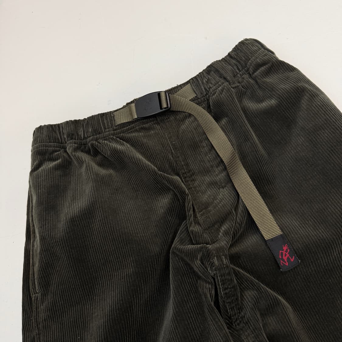 그라미치 코듀로이 벨티드 팬츠 상품이미지4
