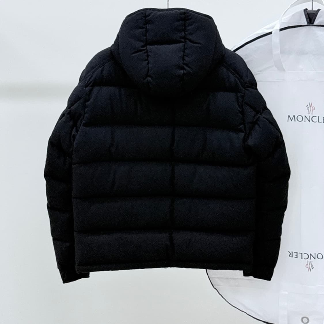 [S급/2] 몽클레어 몽제네브르 패딩 블랙 풀구성 상품이미지4