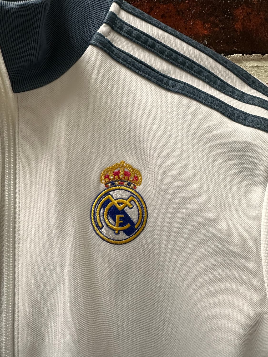 (90)아디다스 레알마드리드 트랙탑 져지 흰회 상품이미지3