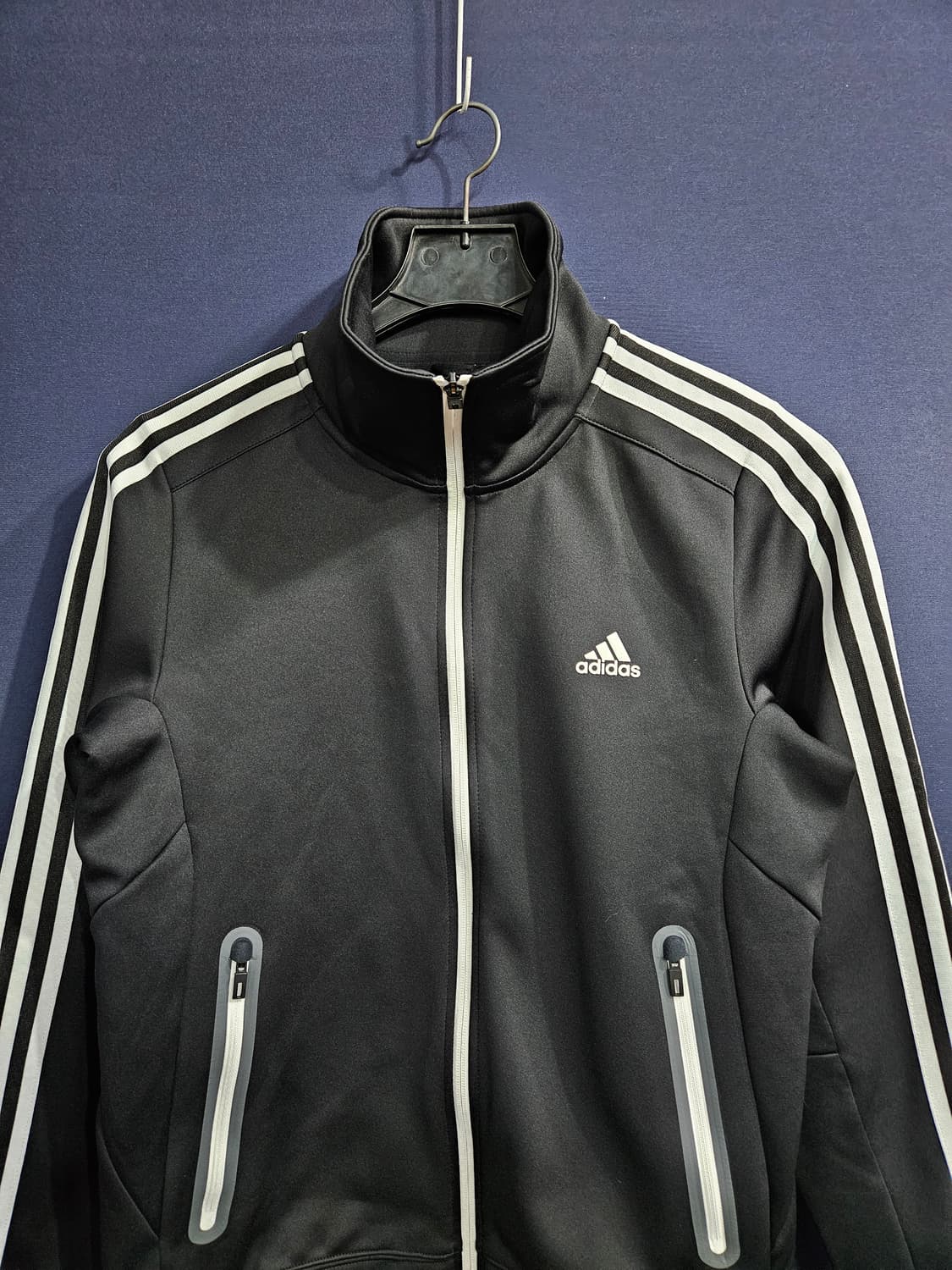 아디다스 삼선 블랙컬러 남성 슬림핏 105 기모 져지 상품이미지7