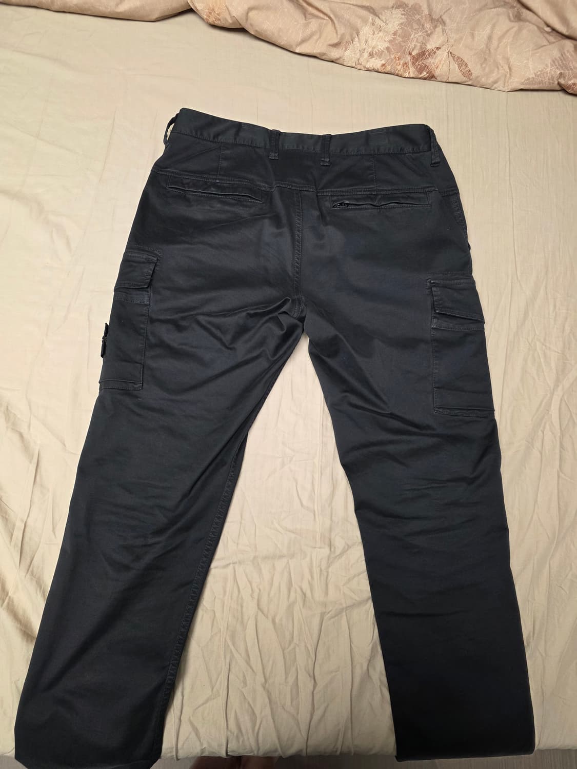 스톤아일랜드 카고 바지 상품이미지2