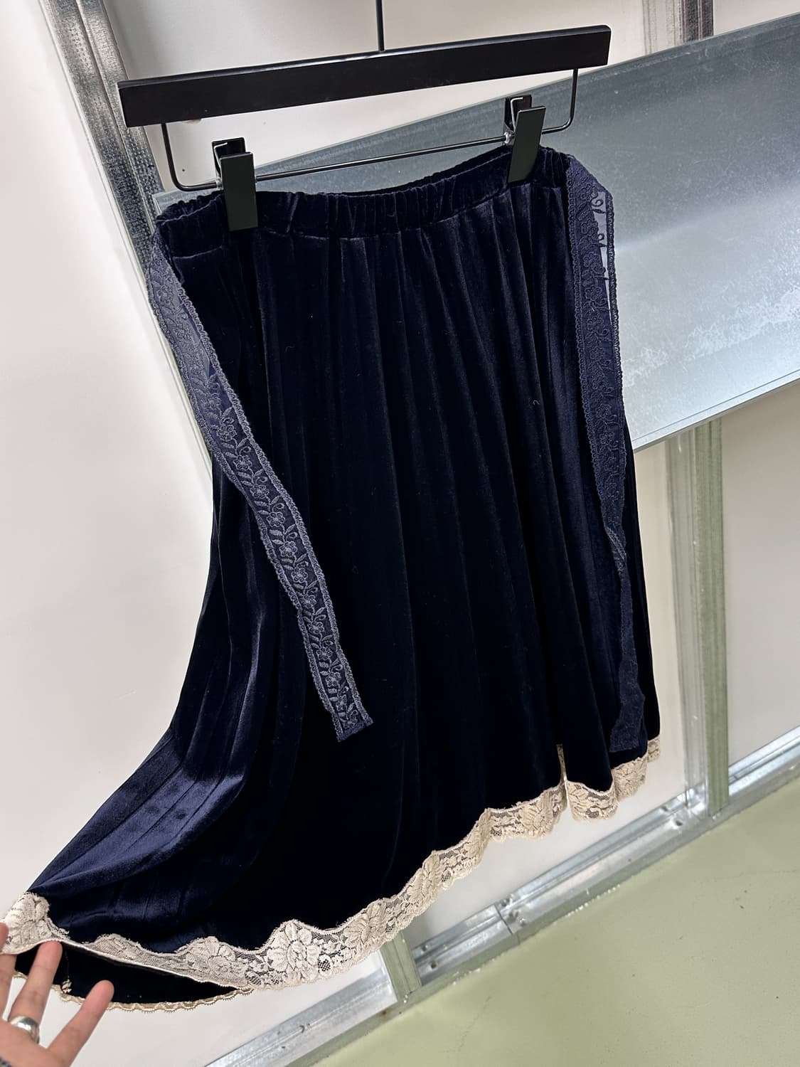 navy velour lace midi skirt 상품이미지1