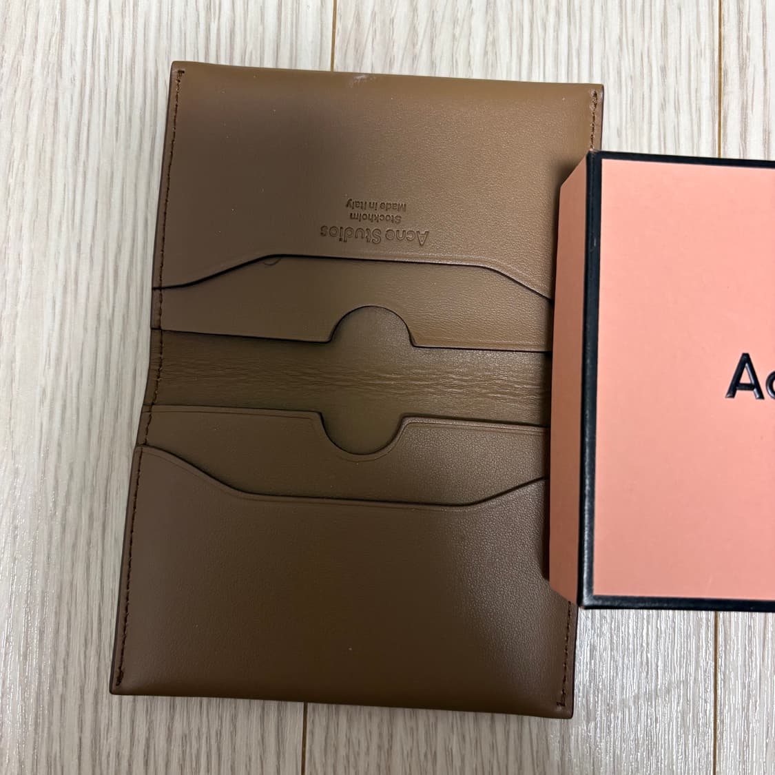 아크네 지갑 상품이미지4