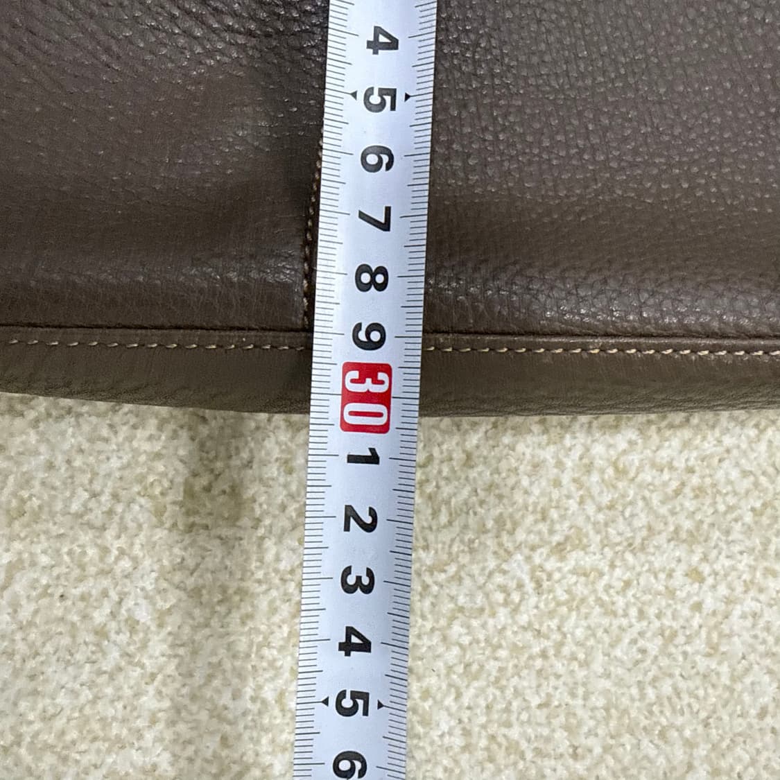 루이까또즈 페블 가죽 크로스백 0129T2 상품이미지7