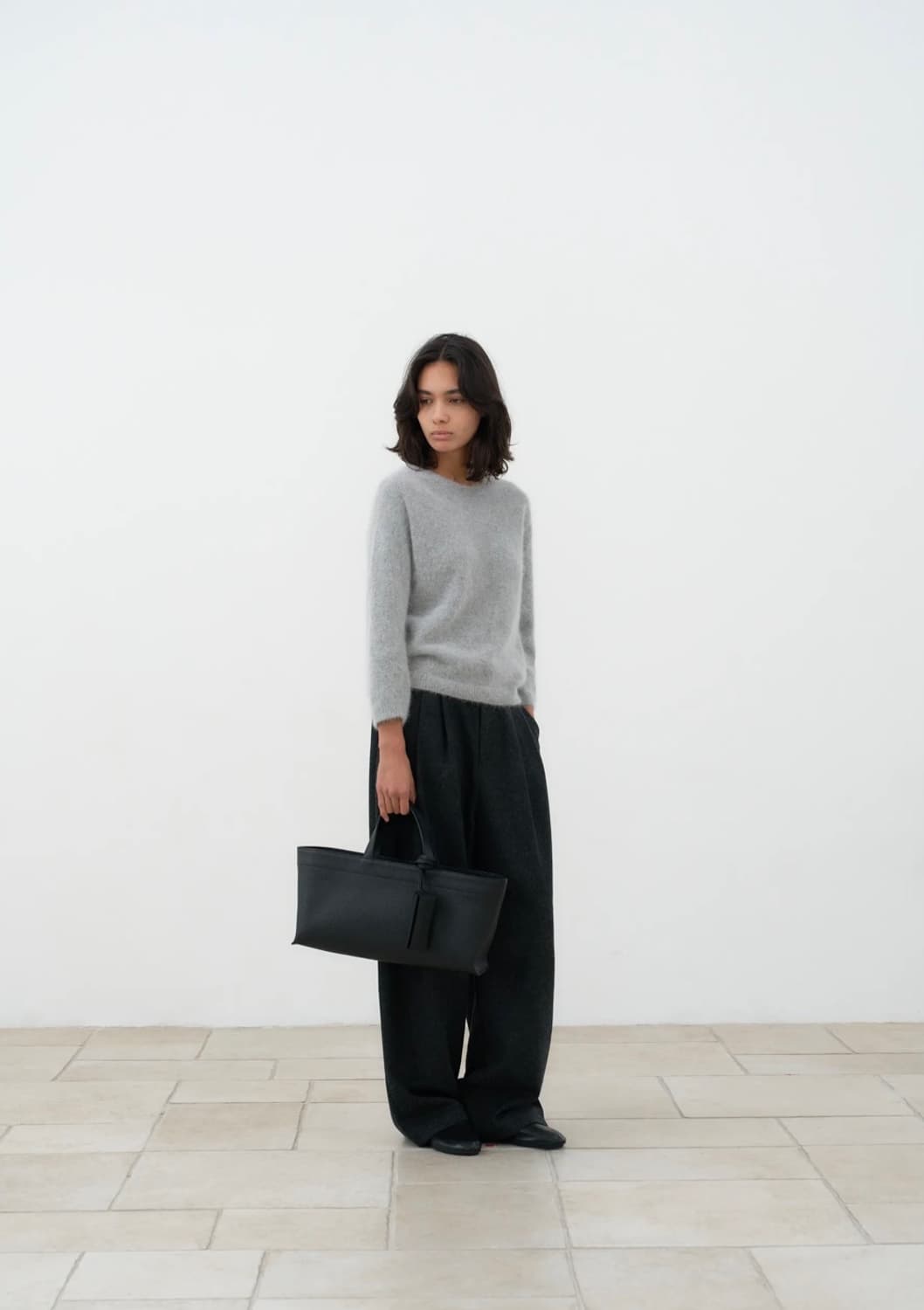 네세서리 와이드 미디움 토트백 상품이미지2