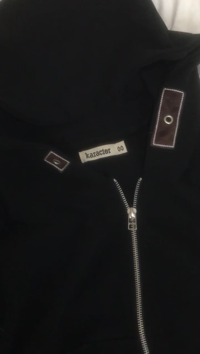 카락터 라이터 후디드 집업 블랙 상품이미지3