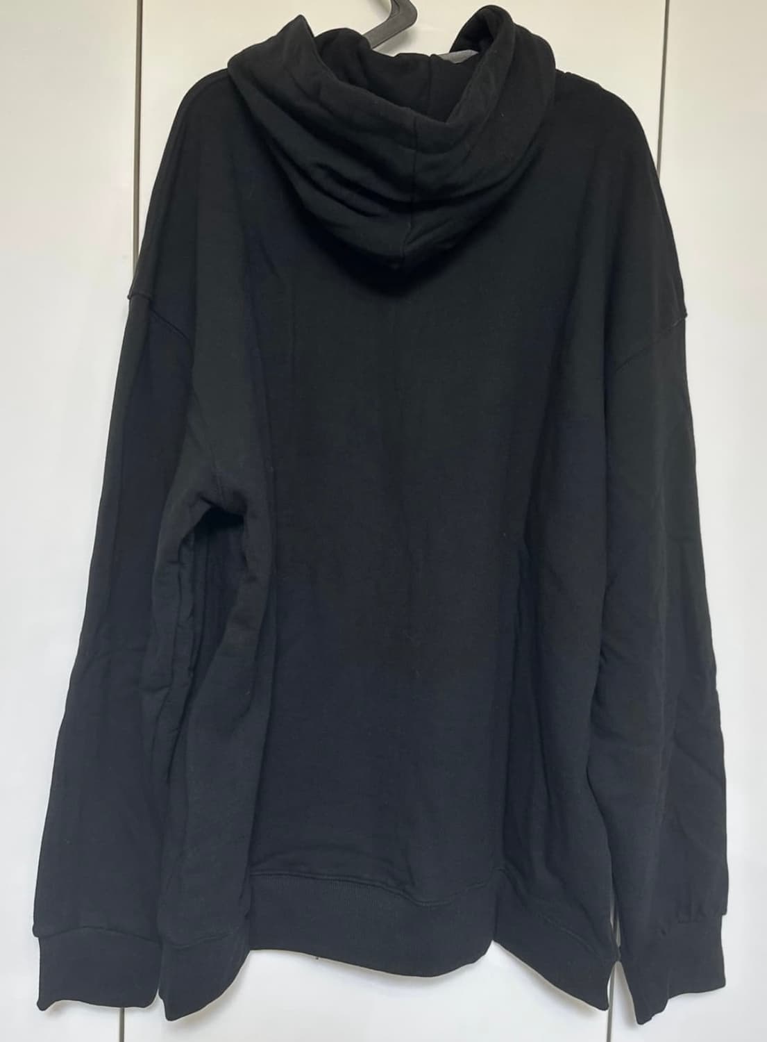 아미 하트 로고 블랙 후드티 상품이미지3