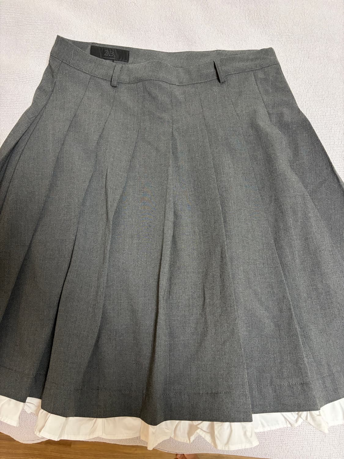 (새상품) 자라 zara 플리츠 미디스커트 상품이미지4
