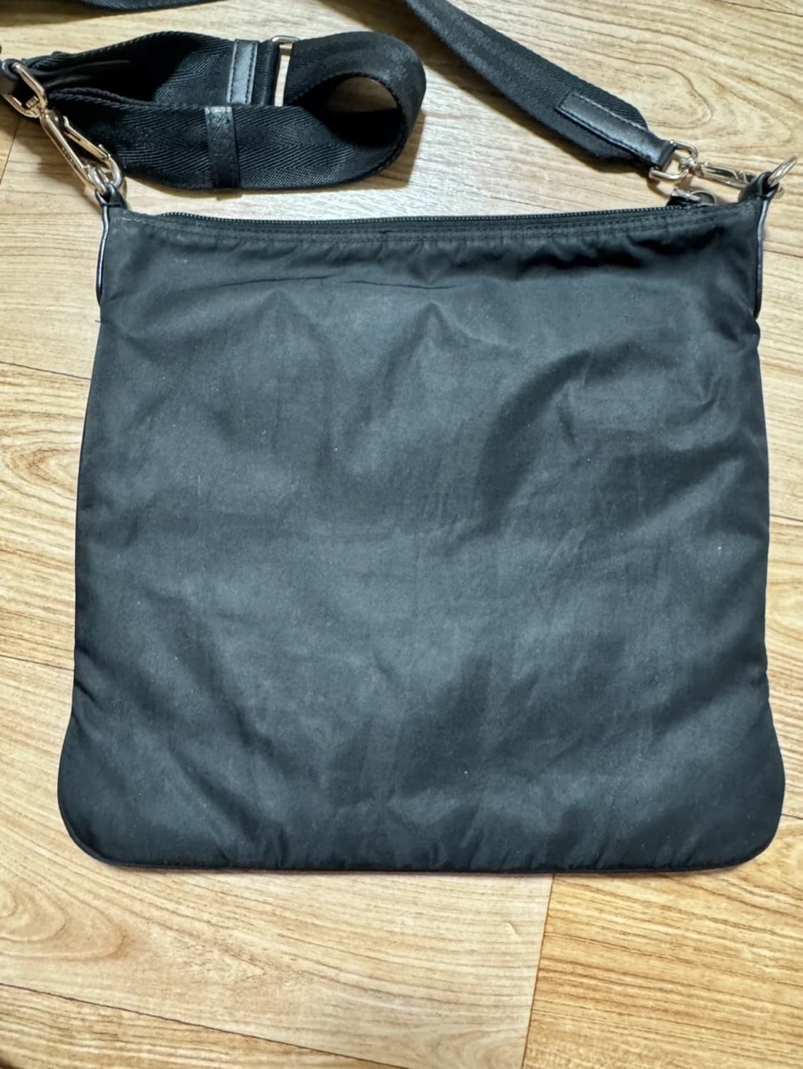 프라다 블랙 크로스백 상품이미지7