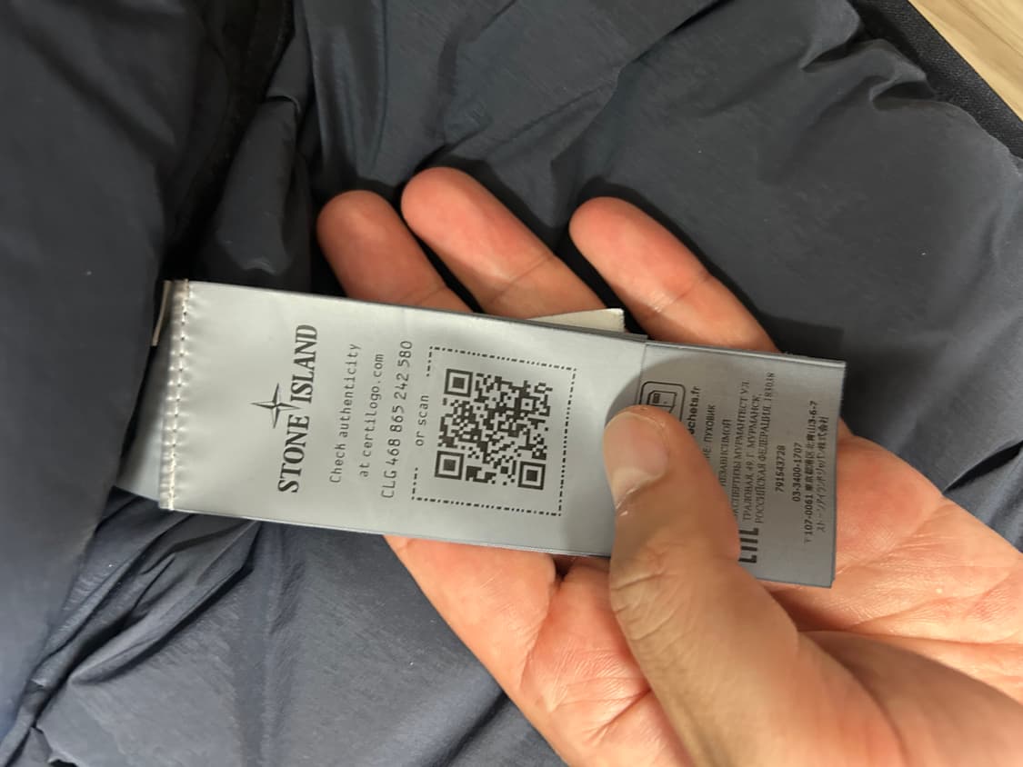 23FW 심리스 터널 나일론 다운 네이비 M 판매 상품이미지5