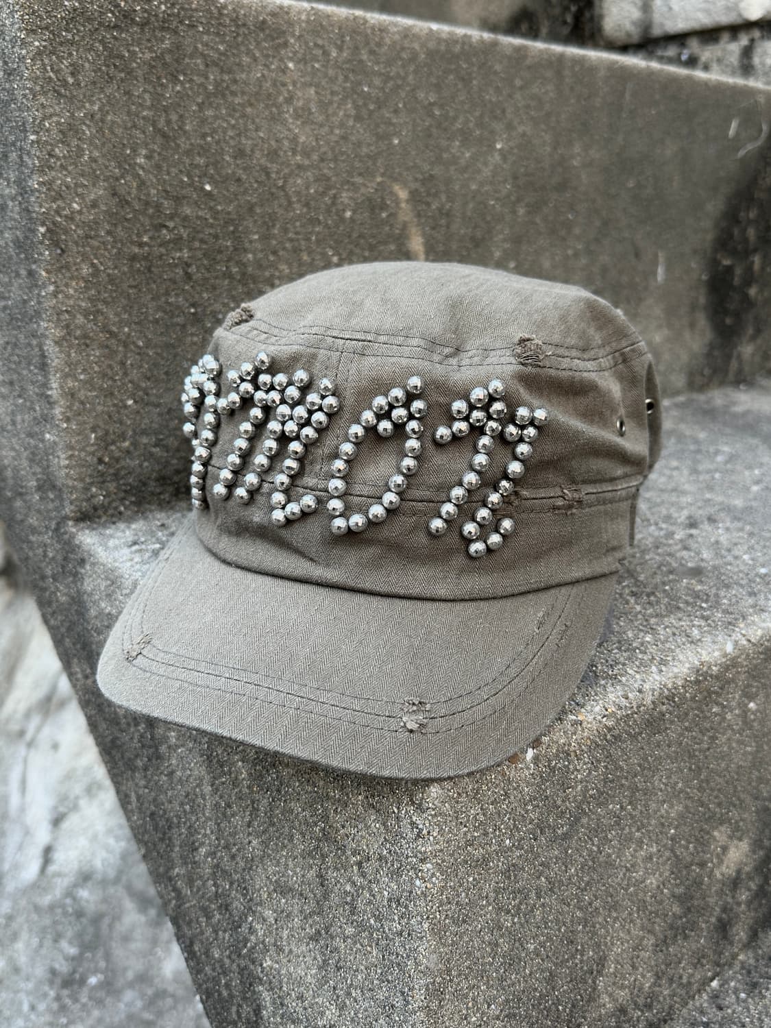 Vintage khaki cubic point cap  상품이미지1