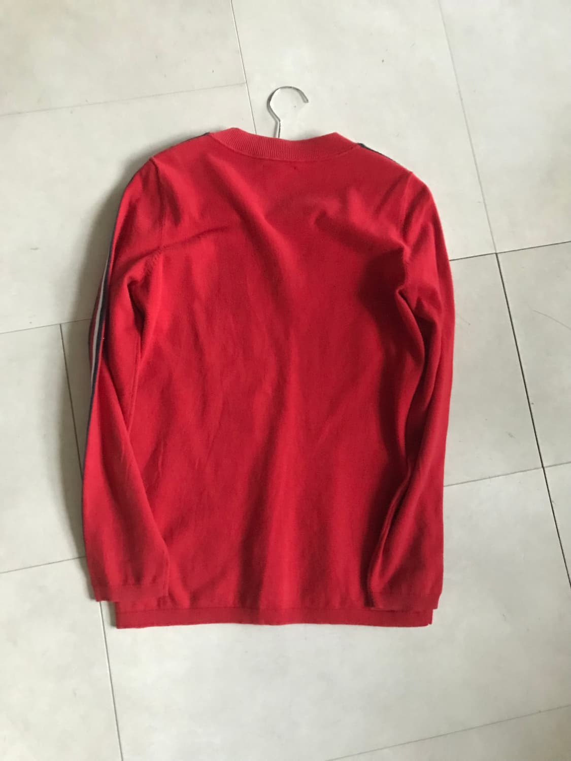 타미힐피거 레드 브이넥 니트 상품이미지10