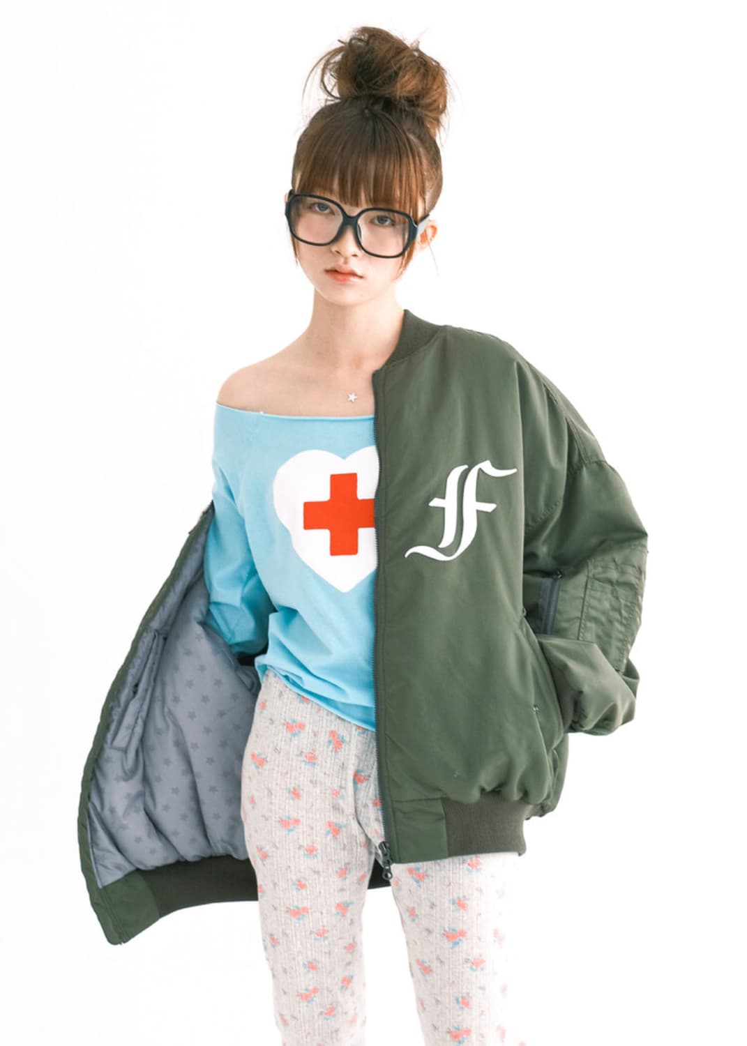 샵페어리 봄버 자켓 카키!!!! 구합니다😭🥹🥹 상품이미지1