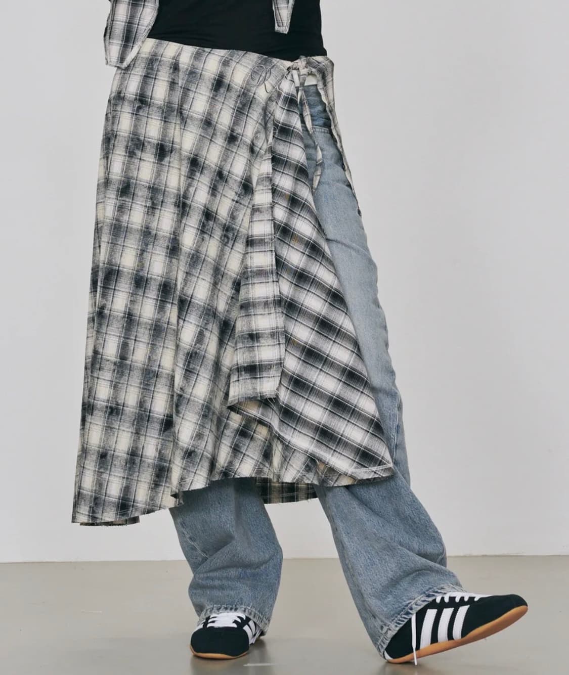 디어마이디어 체크 드레이프 프린지 랩 스커트 + 후디드 머플러 상품이미지1