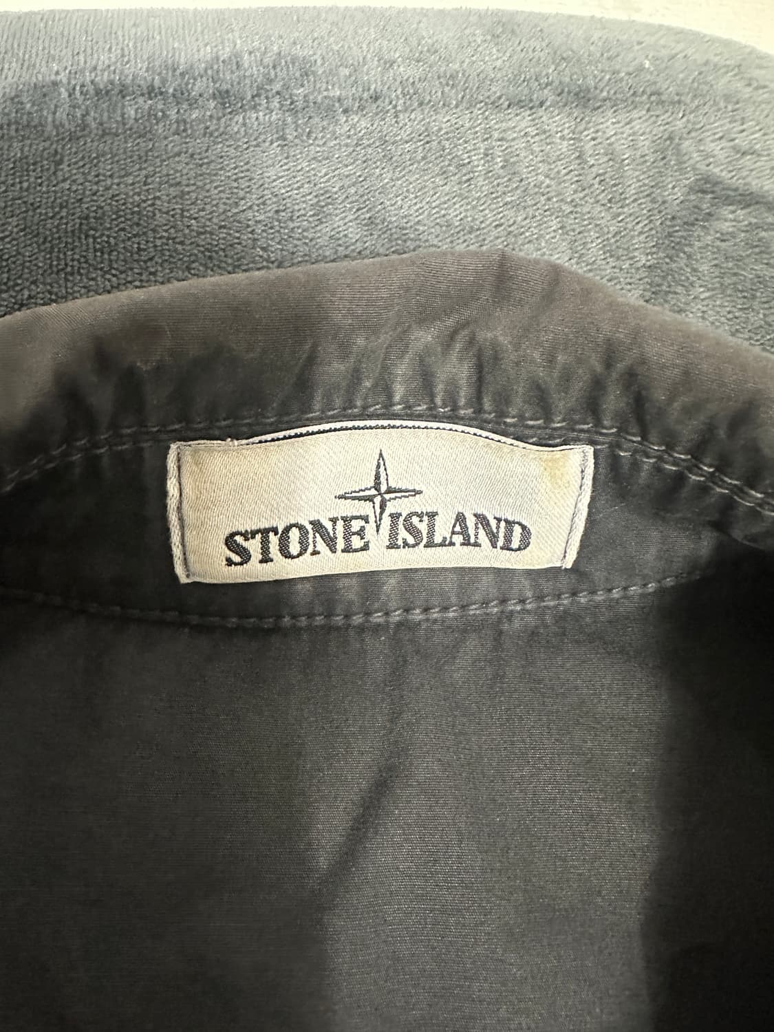 20FW 스톤아일랜드 집업 오버셔츠 상품이미지2