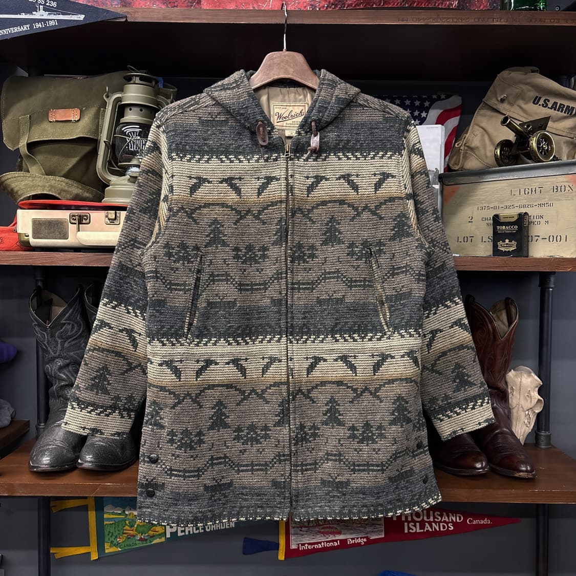 울리치 브랜치 플라잉 구스 패턴 울 블랭킷 후드 니트집업 N366 상품이미지1