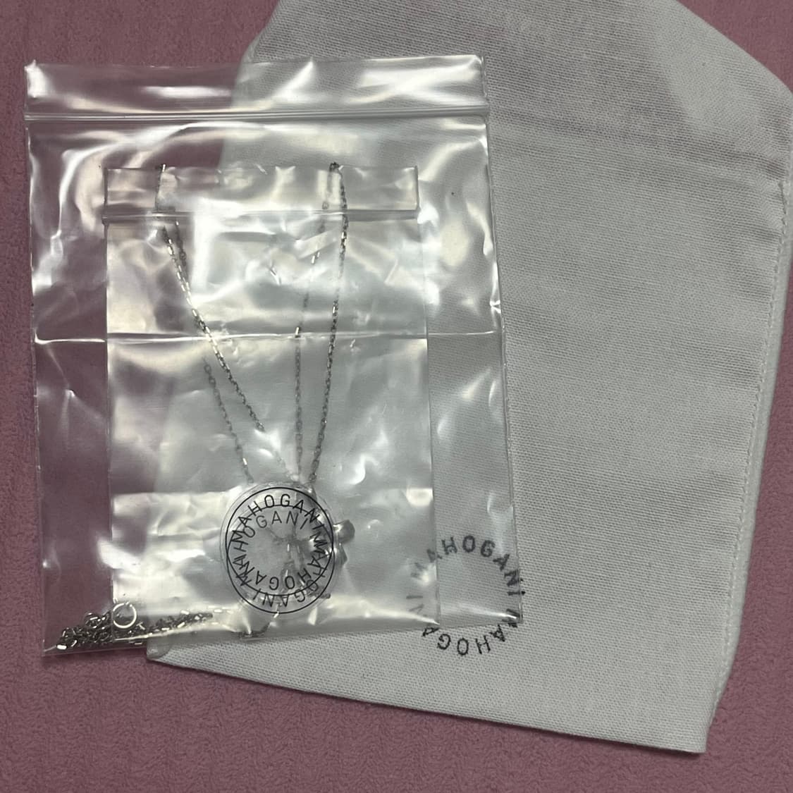 아몬즈 마호가니 크로스 목걸이 (정가13만8천원) 상품이미지5