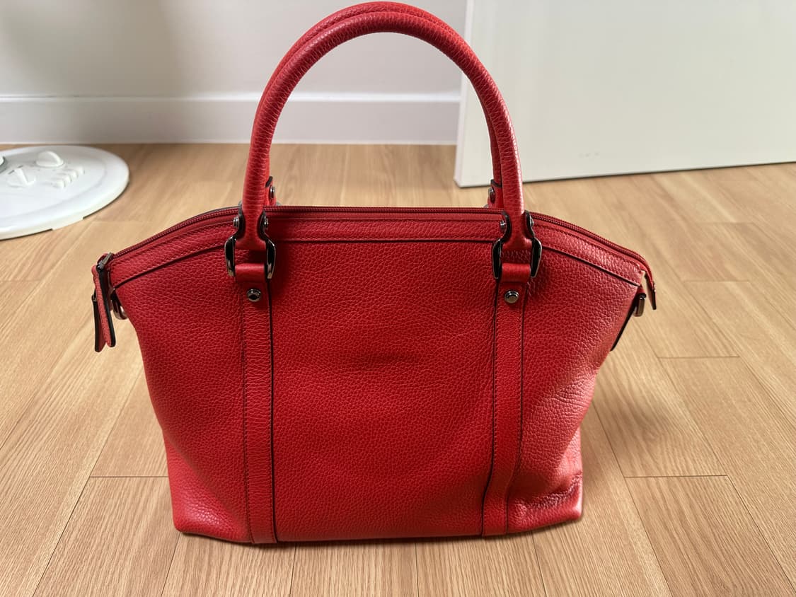 구찌 가죽 토트백 새상품 (어깨끈 있음) 상품이미지3