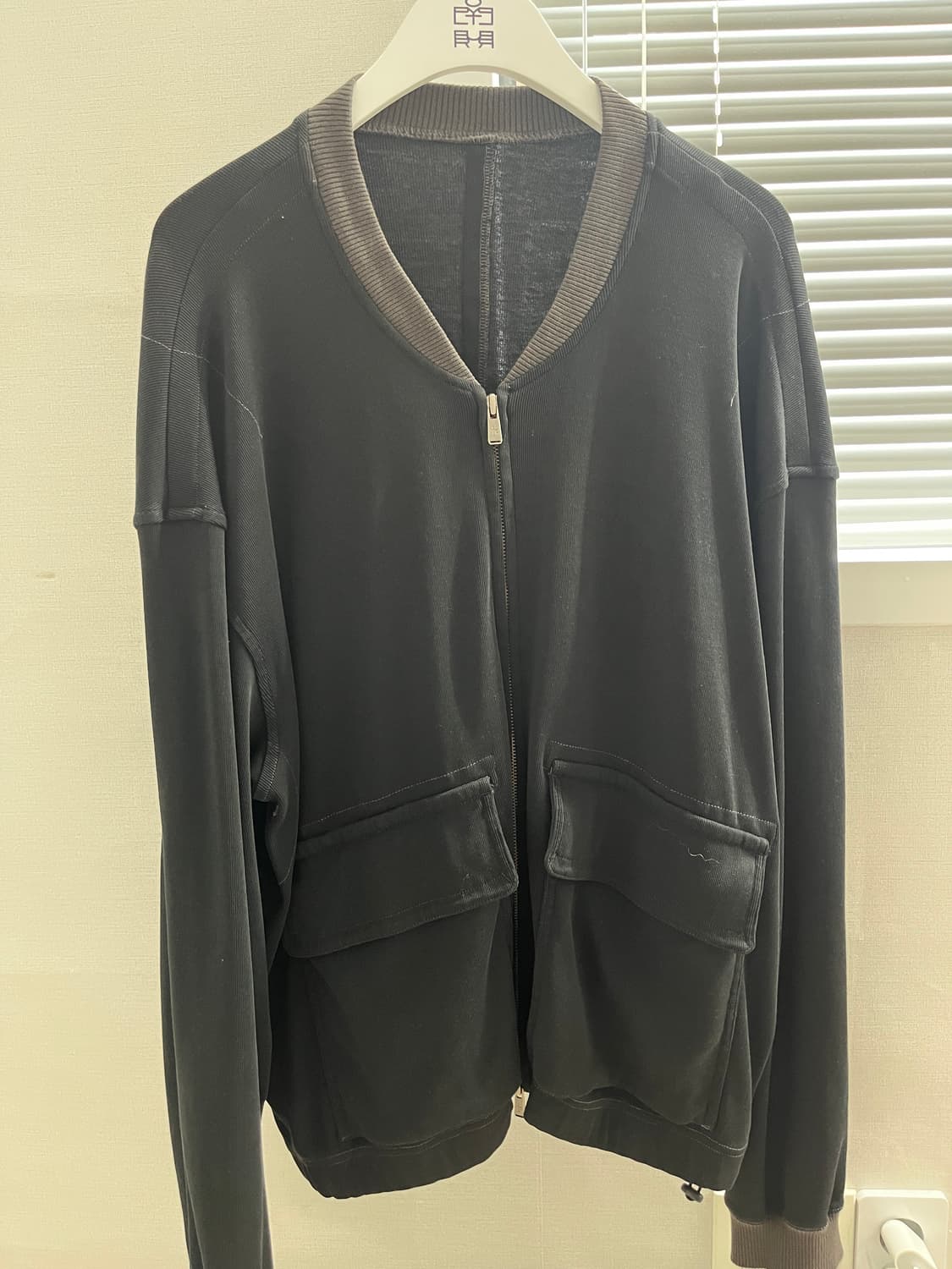 [4] 폴리테루 저지자켓 블랙 (새상품, 우주매물) 상품이미지2