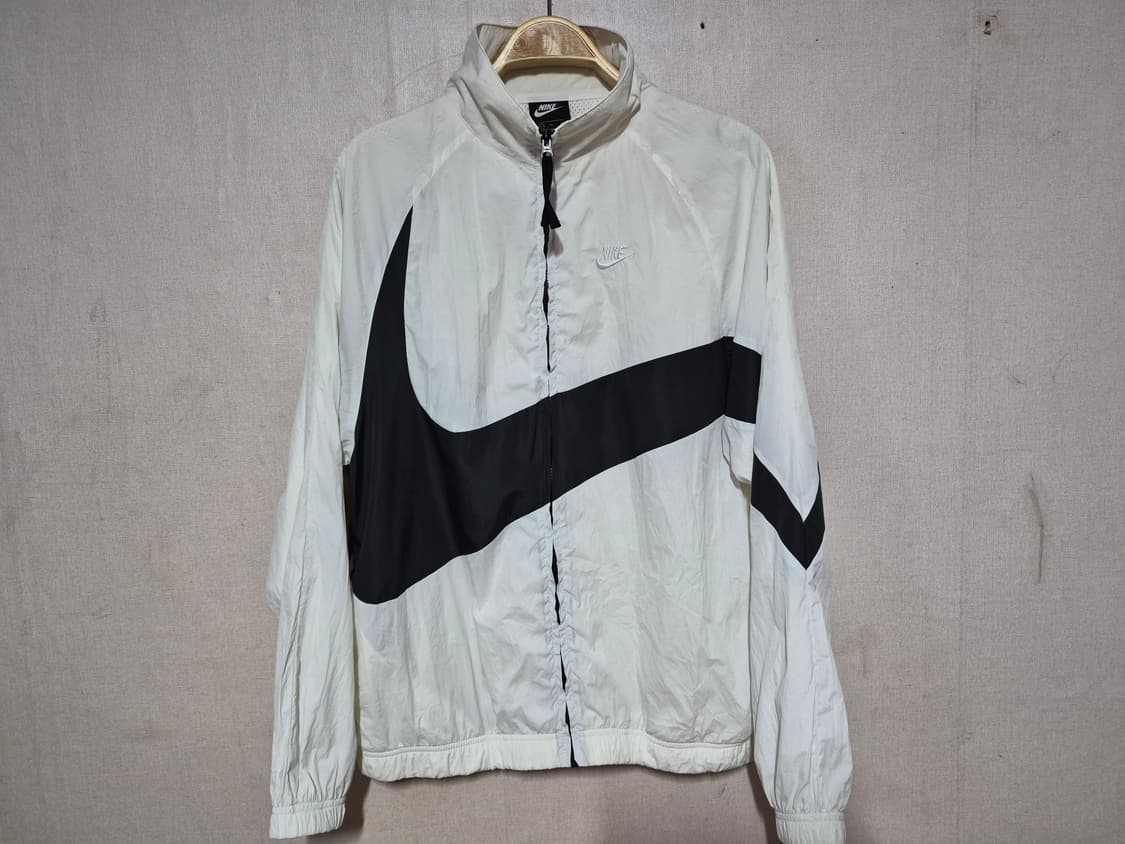 나이키 빅시우스 바람막이( XL) 상품이미지2