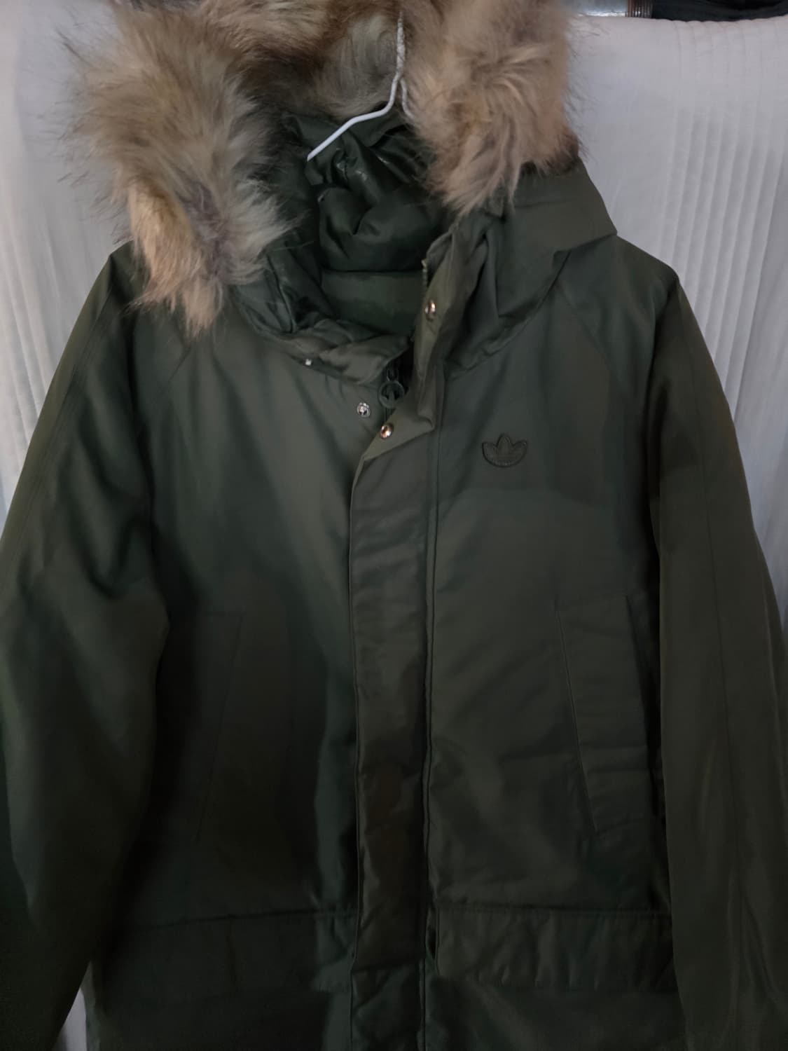 아디다스 후드 퍼 롱패딩 카키색 상품이미지1