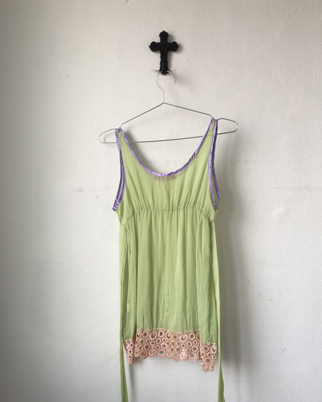 Punching point tied sleeveless 상품이미지3