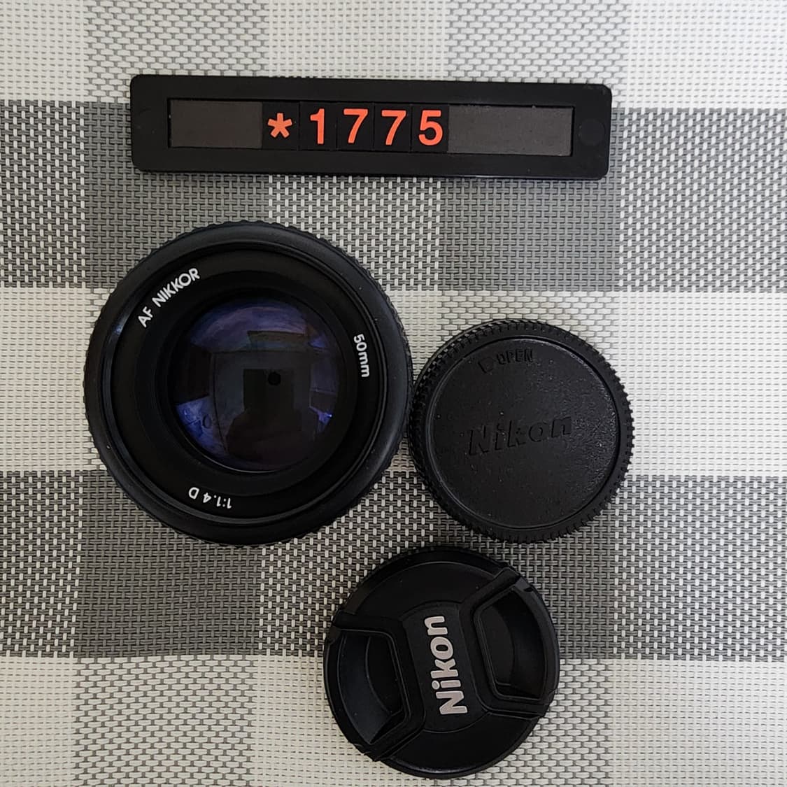 니콘 AF 마운트 50미리 NIKKOR 1.4 단렌즈 상품이미지1