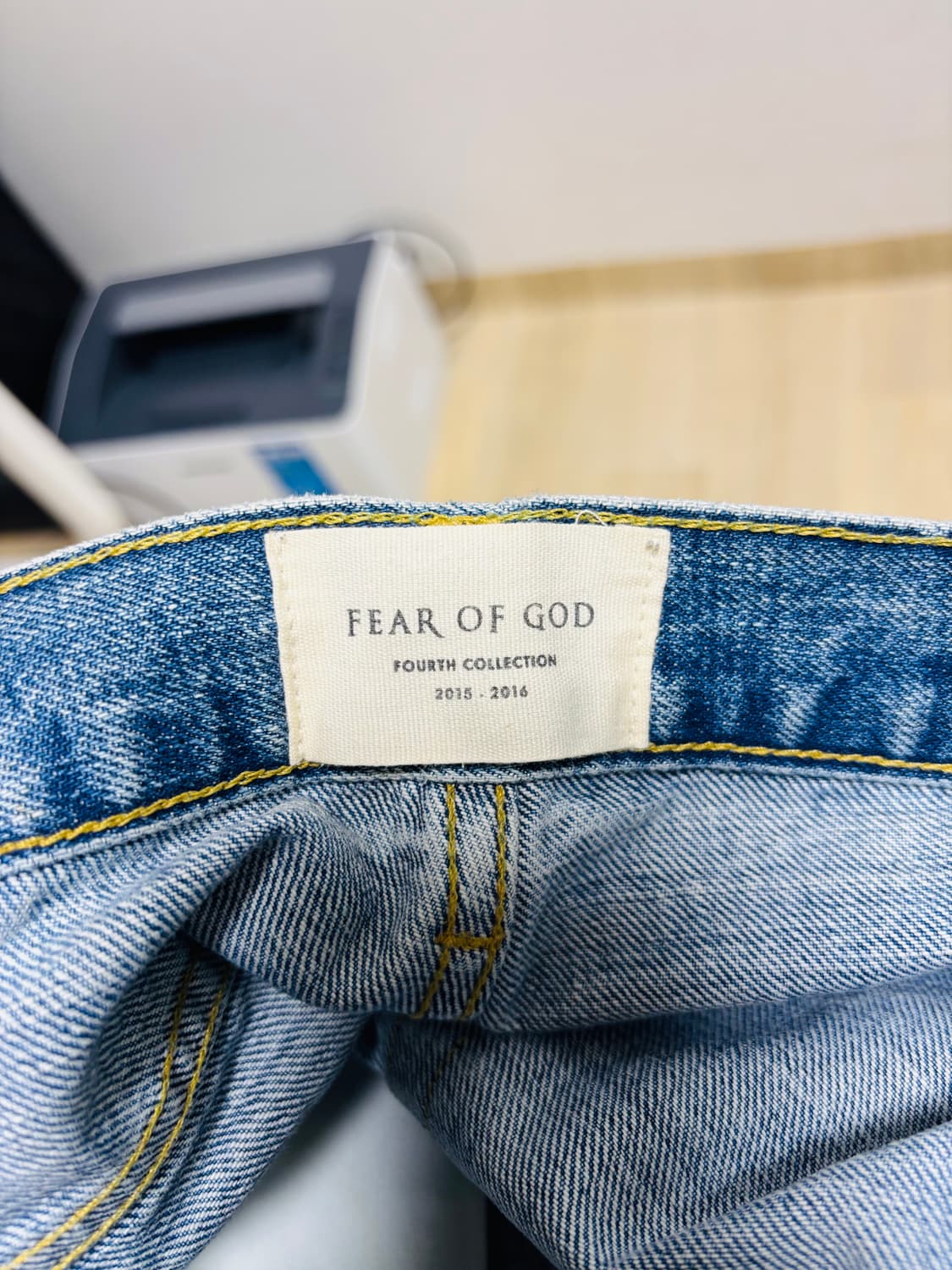 FEAR OF GOD 4th Collection 디스트로이드 데님 팬츠 상품이미지3