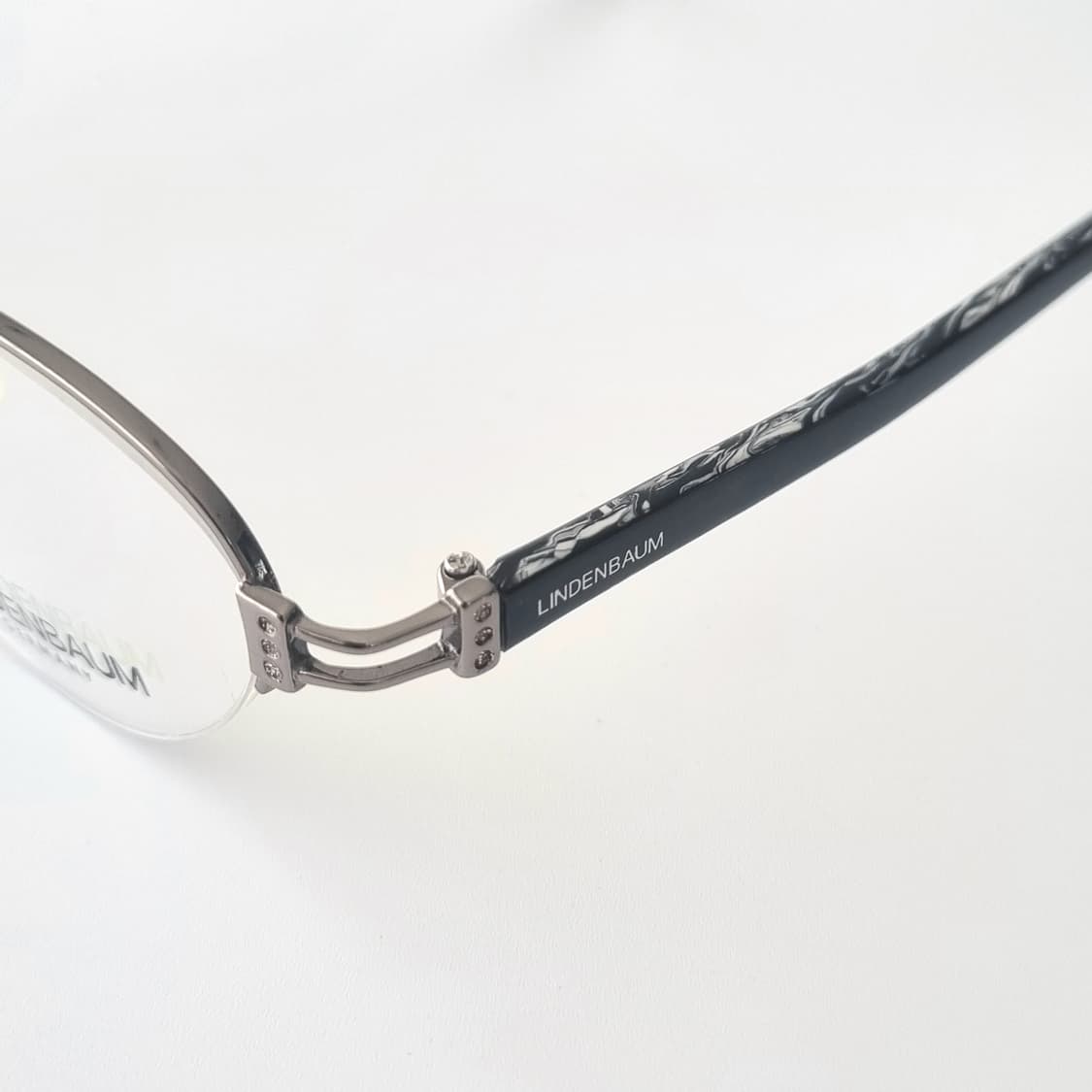데드스탁 독일 명품LINDENBAUM 고품격 티타늄 안경테  상품이미지10