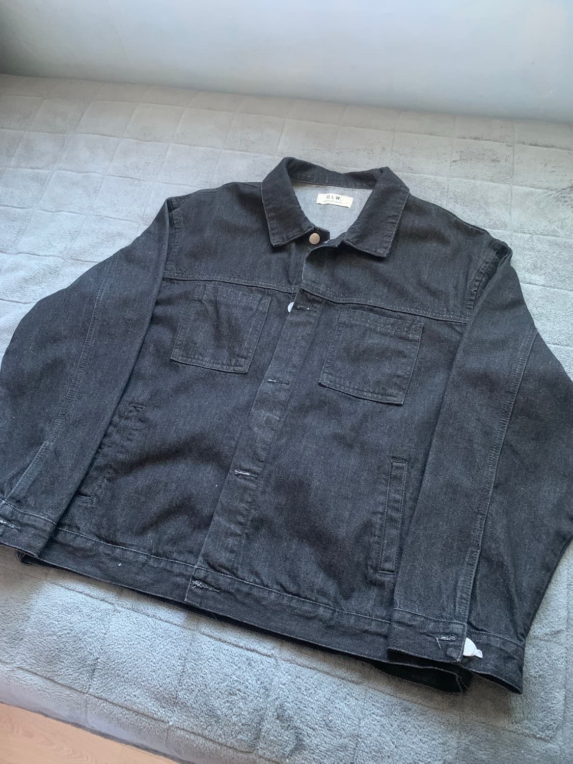오버사이즈 워시드 데님 트러커 재킷 XL  워싱 처리를 사용하여 특유 상품이미지2