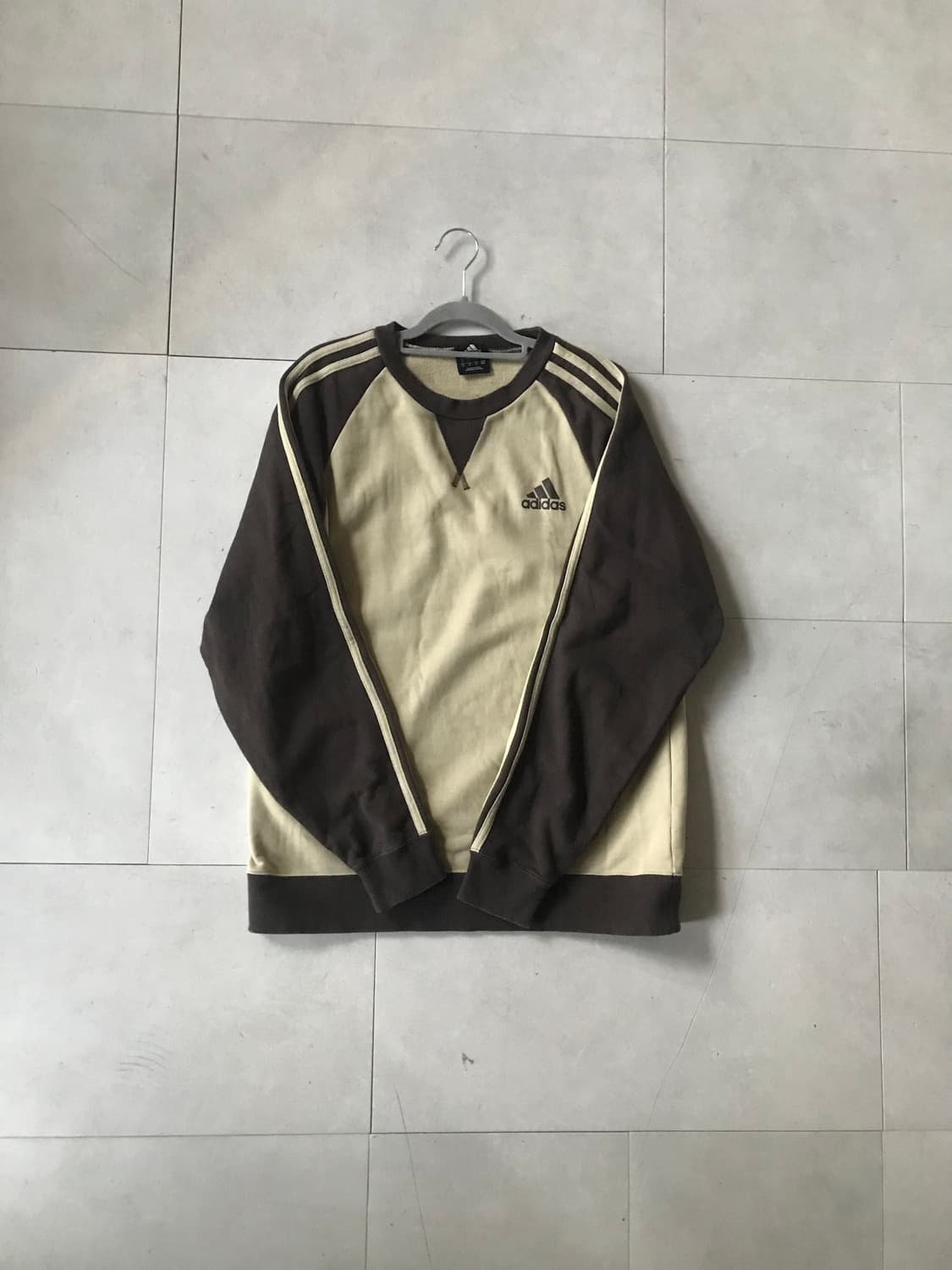 아디다스 베이지 브라운 00s 나그랑 맨투맨 상품이미지6