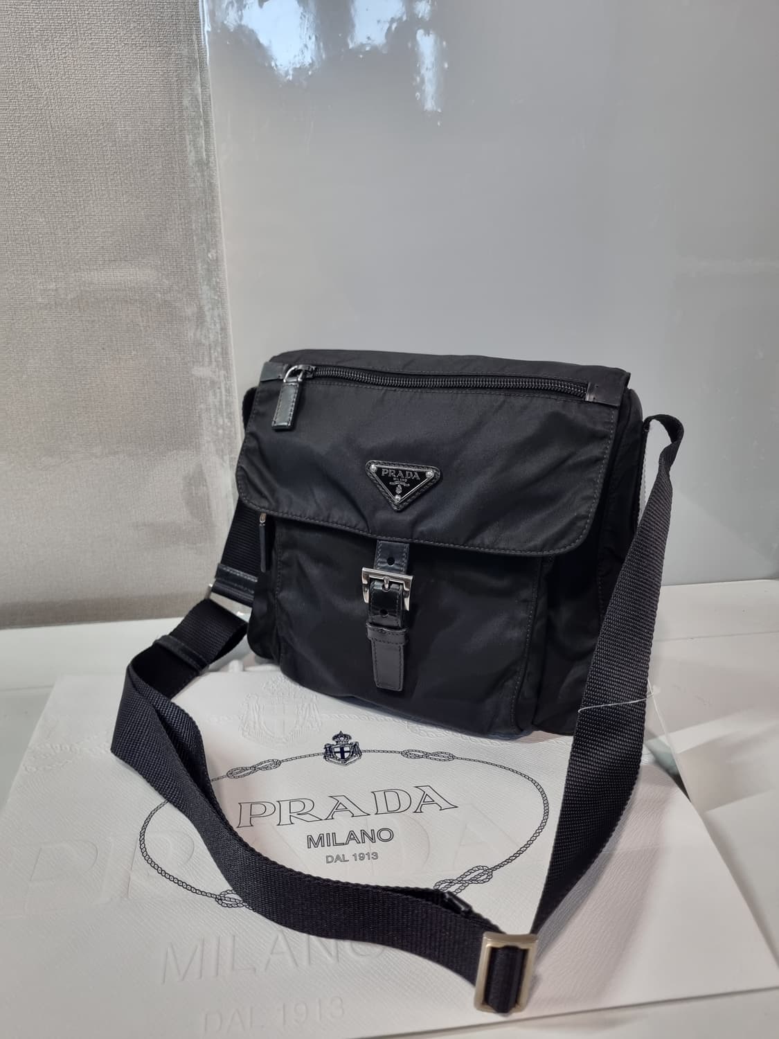 정품 프라다 메신저백 상품이미지1