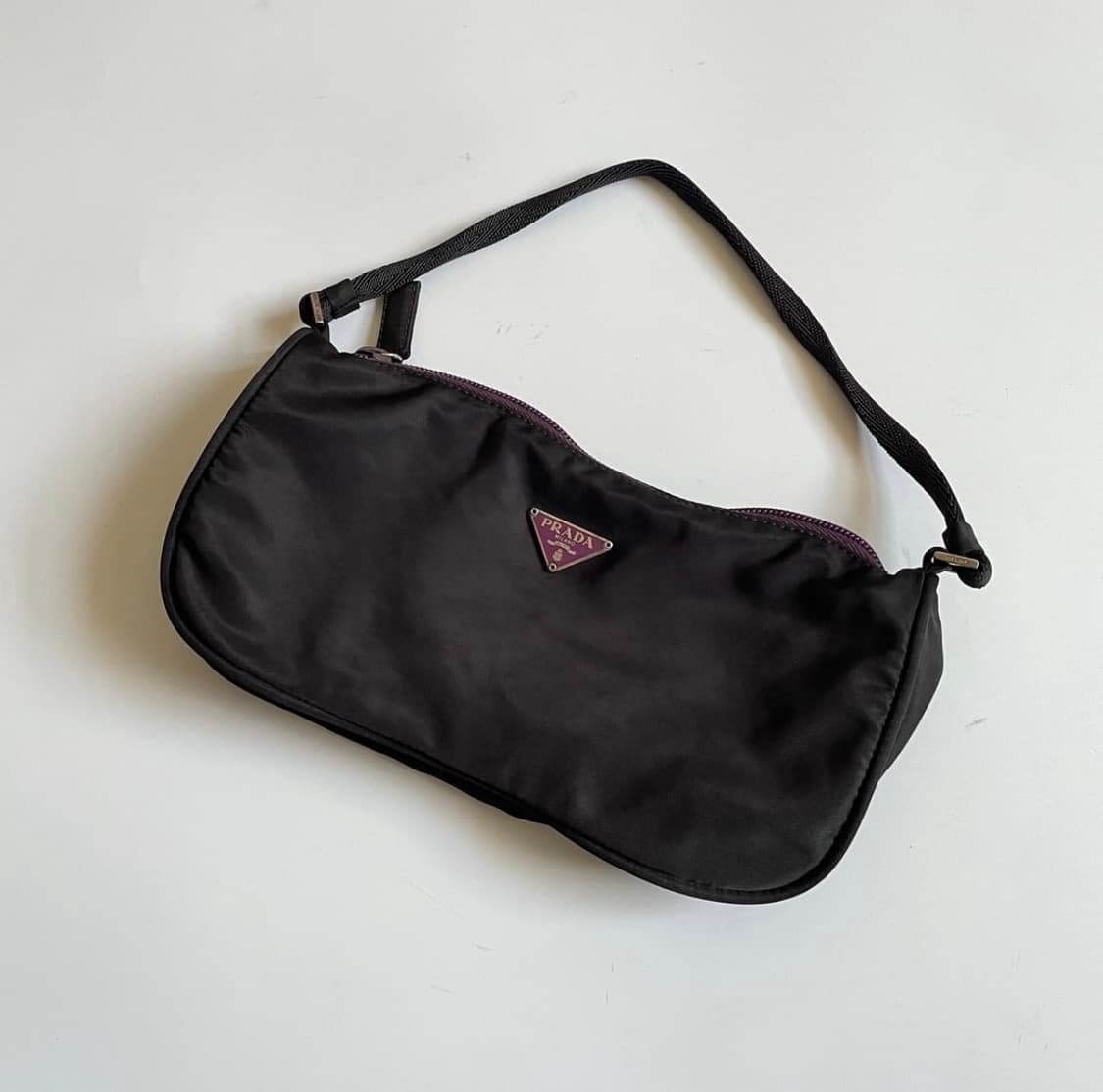 프라다 나일론 숄더백 상품이미지1