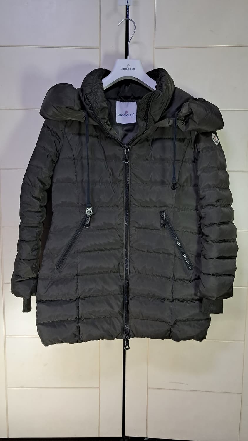 몽클레어 패딩 여성카키3 상품이미지1